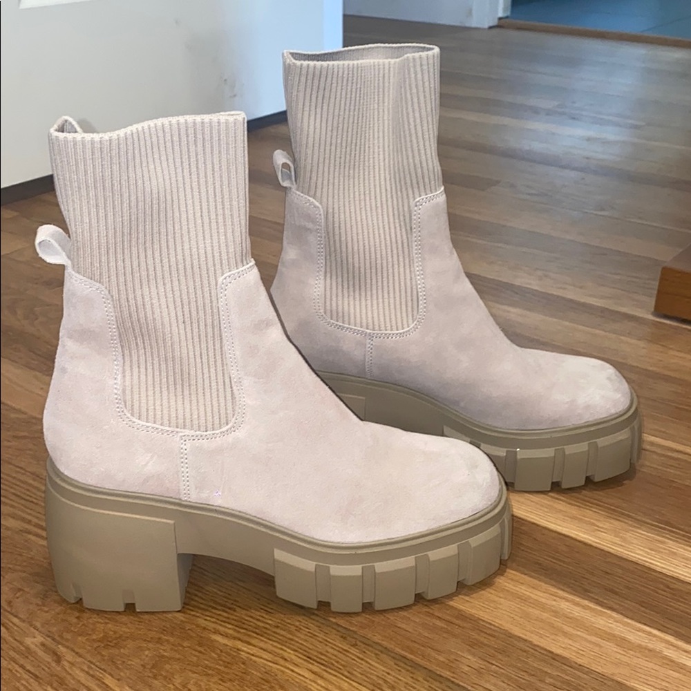Women's Beige Chunky Ankle Boots